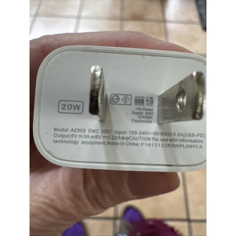 2 Pack 20 Watt Charger USB-C From Charger to Lightening